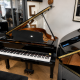 Yamaha C3 noir brillant – vue générale